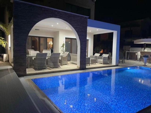 Ionion Beachfront Villa أيا نابا المظهر الخارجي الصورة