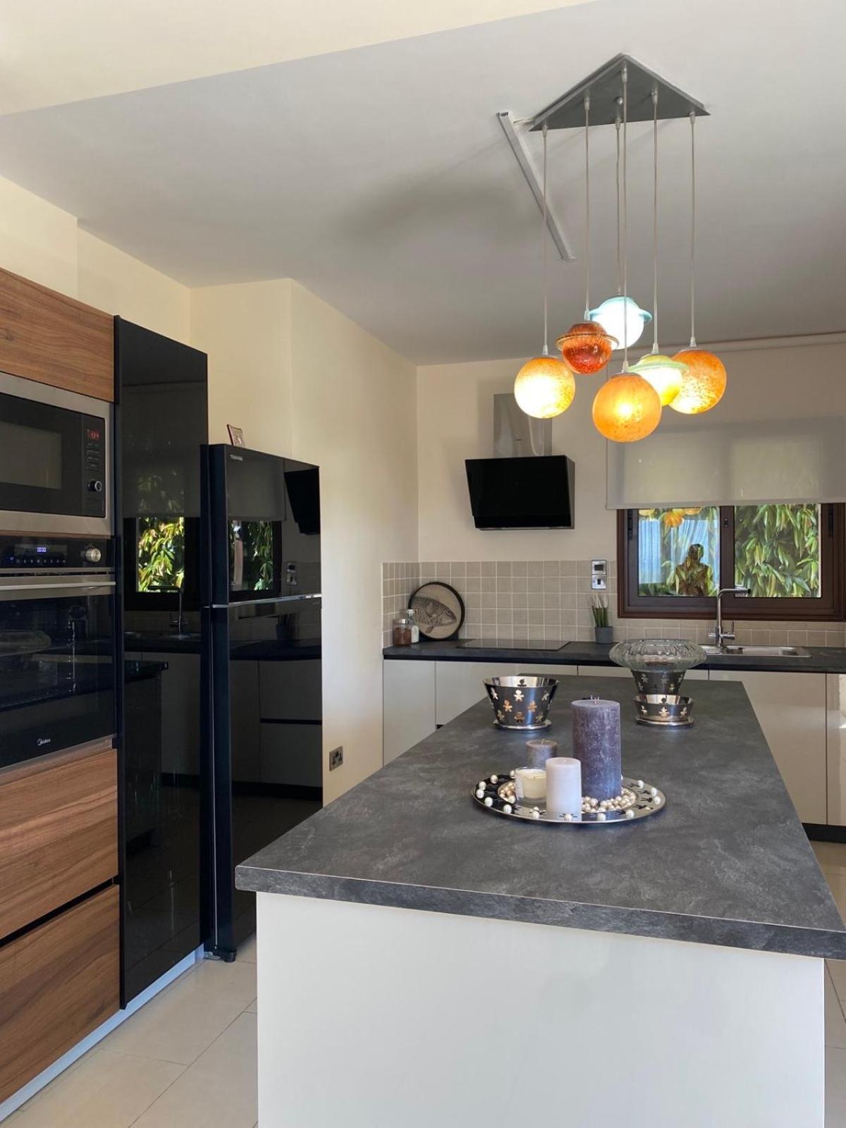 Ionion Beachfront Villa أيا نابا المظهر الخارجي الصورة