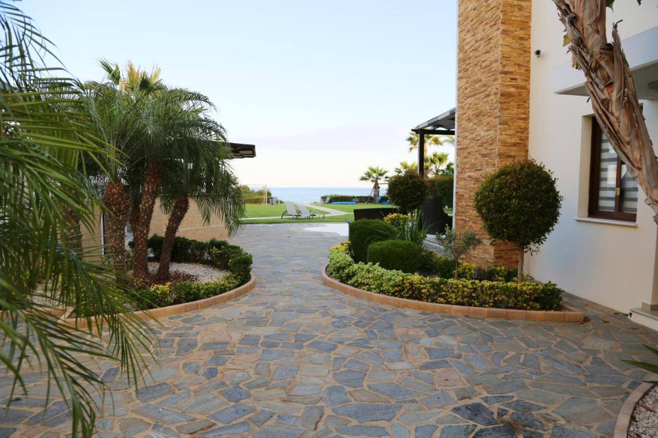 Ionion Beachfront Villa أيا نابا المظهر الخارجي الصورة